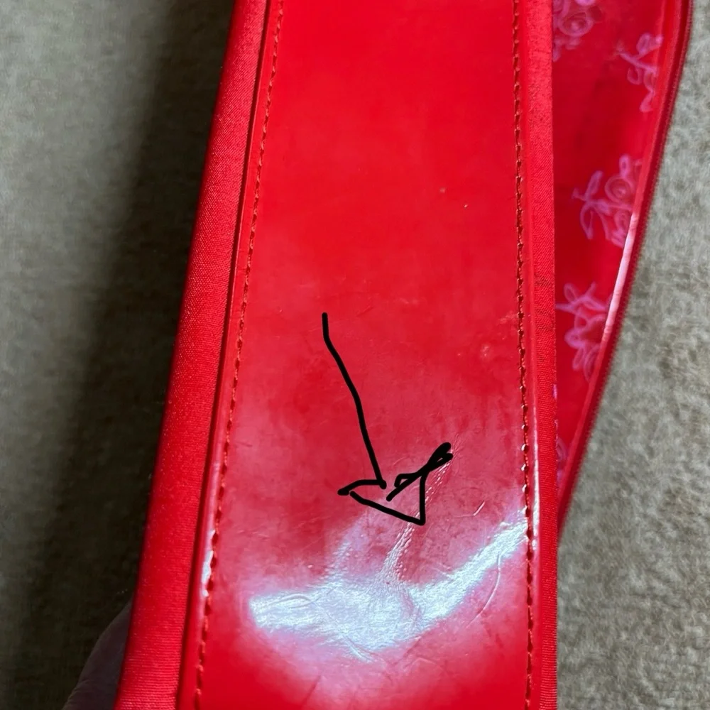 Throbbing‎ Hot Pink Make Up Case Lancôme Bright turquoise lettering and lining